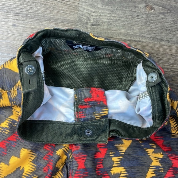 The North Face Board Shorts Swim Trunks Boys L (14-16)  Geo Pattern Red Yellow - Picture 3 of 7